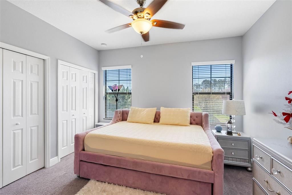 На продажу: $944,999 (5 спален, 4 ванн, 4204 Квадратных фут)