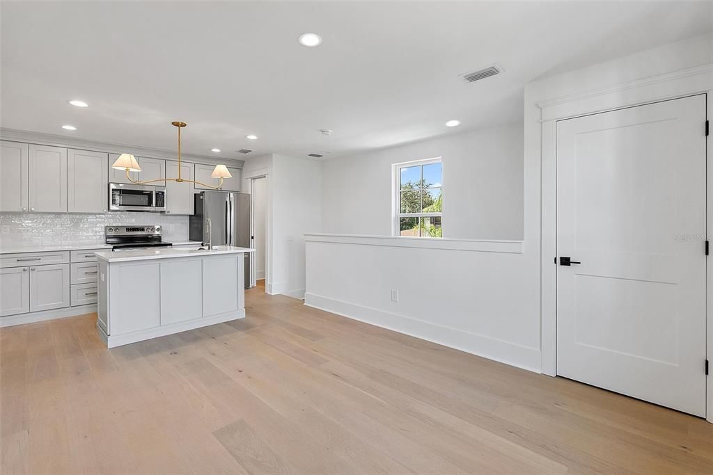 Activo con contrato: $1,725,000 (5 camas, 3 baños, 3460 Pies cuadrados)