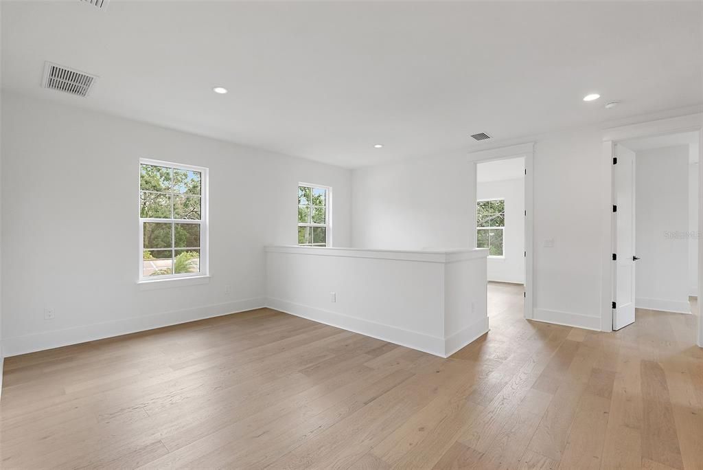 Activo con contrato: $1,725,000 (5 camas, 3 baños, 3460 Pies cuadrados)