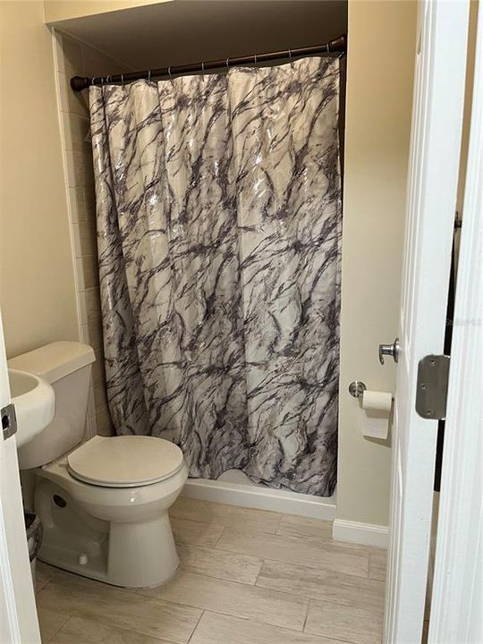 待售: $1,300,000 (15 贝兹, 5 浴室, 6901 平方英尺)