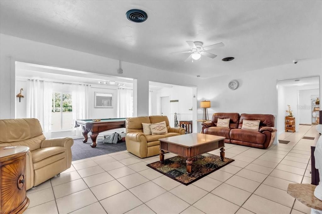 待售: $1,300,000 (15 贝兹, 5 浴室, 6901 平方英尺)