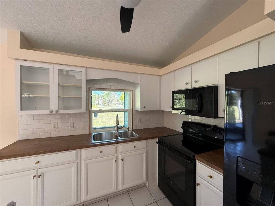 待售: $1,300,000 (15 贝兹, 5 浴室, 6901 平方英尺)