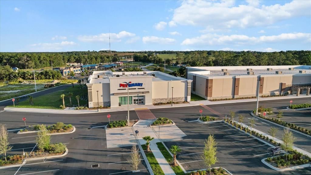 合同活跃: $313,300 (3 贝兹, 2 浴室, 1955 平方英尺)