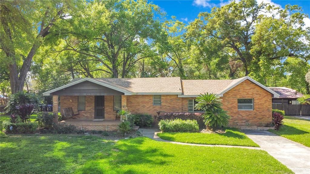 For Sale: $515,000 (4 beds, 2 baths, 1736 Square Feet)