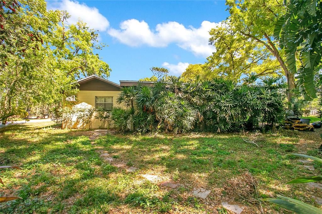 For Sale: $515,000 (4 beds, 2 baths, 1736 Square Feet)