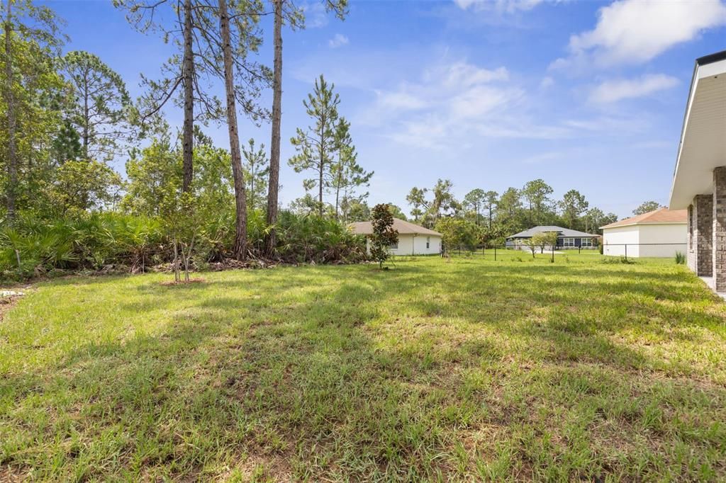 Activo con contrato: $295,000 (3 camas, 2 baños, 1505 Pies cuadrados)