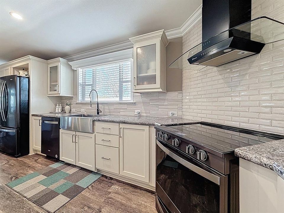 待售: $340,900 (3 贝兹, 2 浴室, 2032 平方英尺)