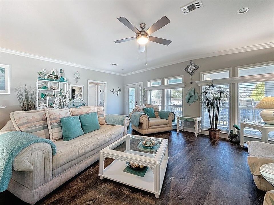 待售: $340,900 (3 贝兹, 2 浴室, 2032 平方英尺)