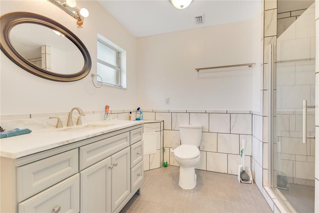 En Venta: $990,000 (4 camas, 2 baños, 2077 Pies cuadrados)