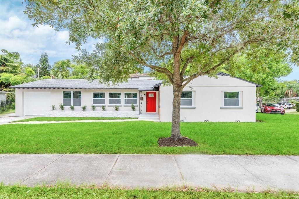 Recently Rented: $2,899 (3 beds, 2 baths, 1641 Square Feet)