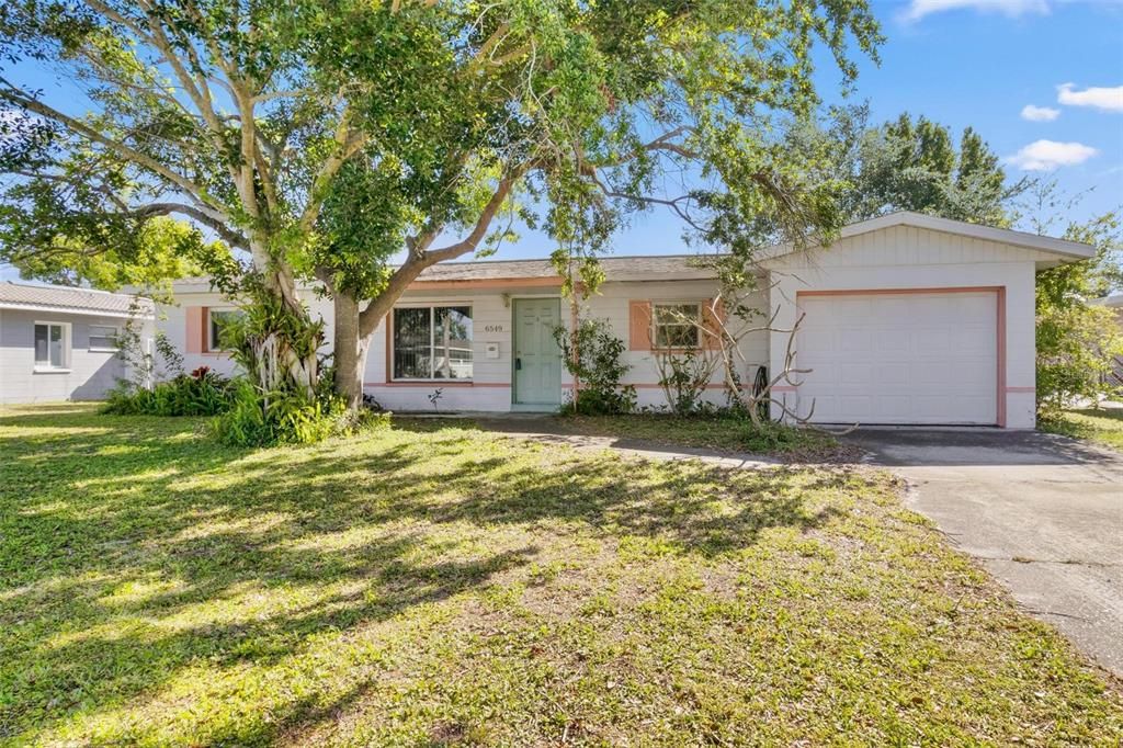 Recently Sold: $299,900 (3 beds, 2 baths, 1172 Square Feet)