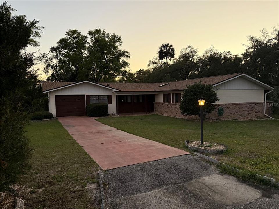 Recently Sold: $250,000 (3 beds, 2 baths, 1680 Square Feet)