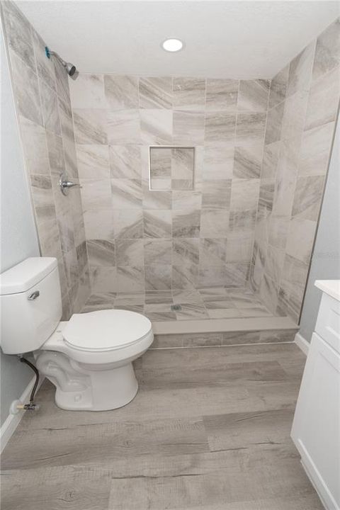 For Sale: $210,000 (3 beds, 2 baths, 1144 Square Feet)