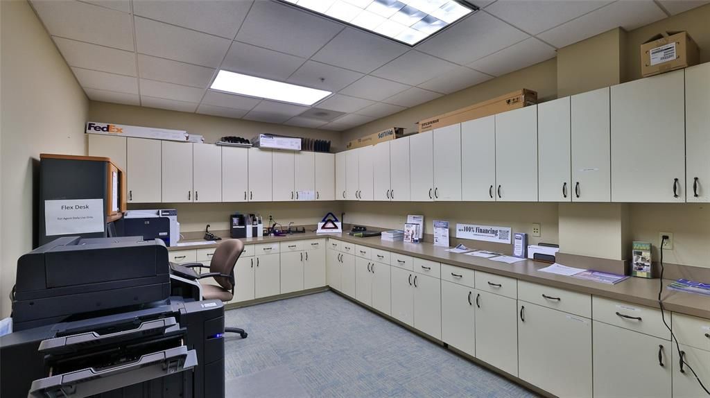 待售: $4,700,000 (0 贝兹, 0 浴室, 25834 平方英尺)