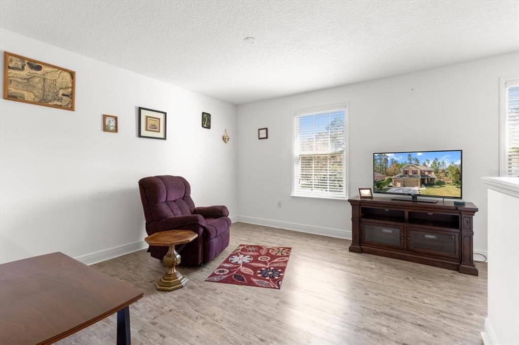 Bonus Living Room Upstairs