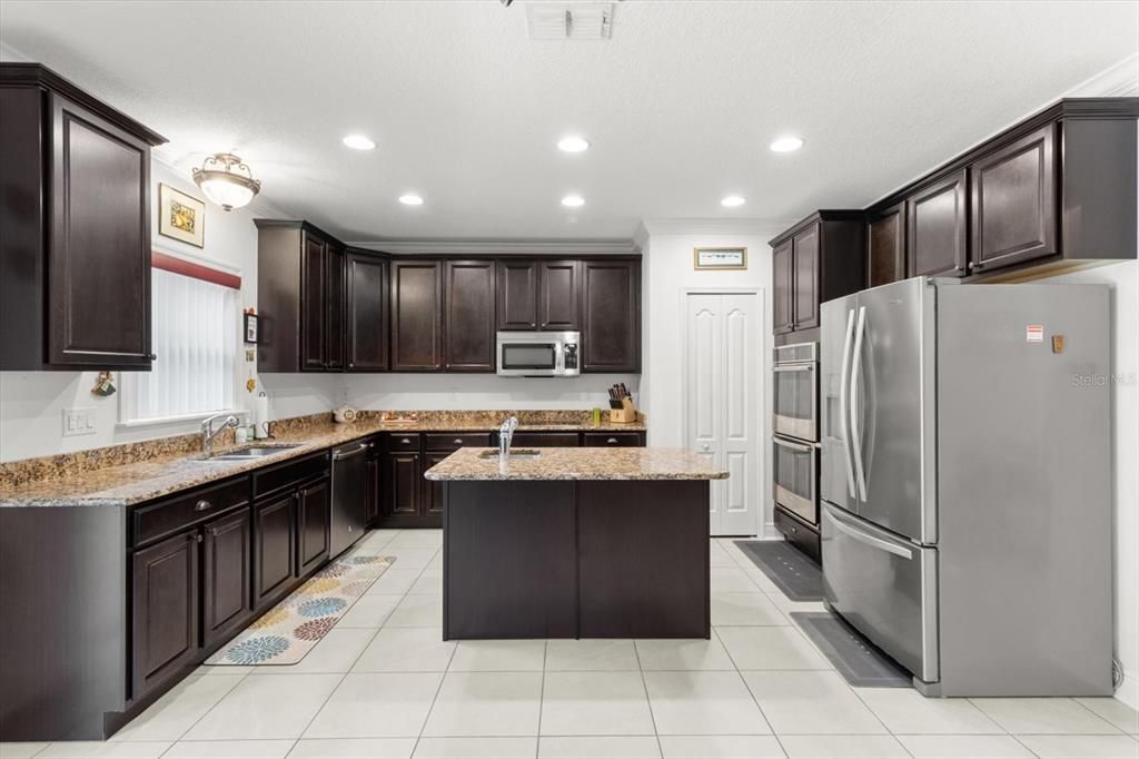 Gourmet Kitchen