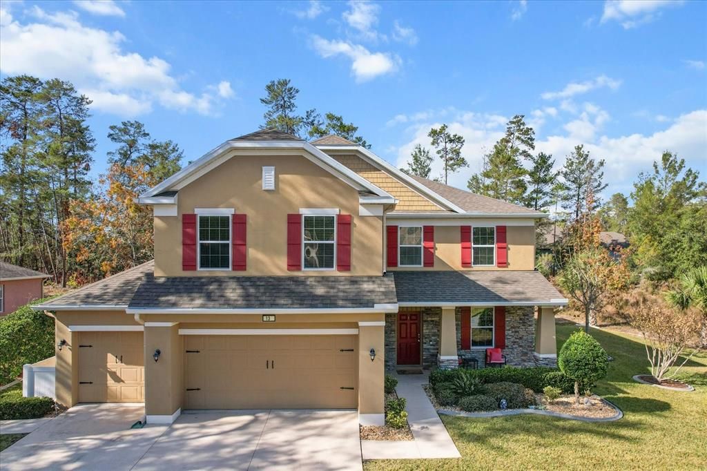 For Sale: $460,000 (4 beds, 2 baths, 3040 Square Feet)