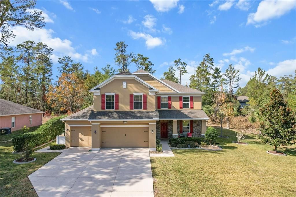 For Sale: $460,000 (4 beds, 2 baths, 3040 Square Feet)