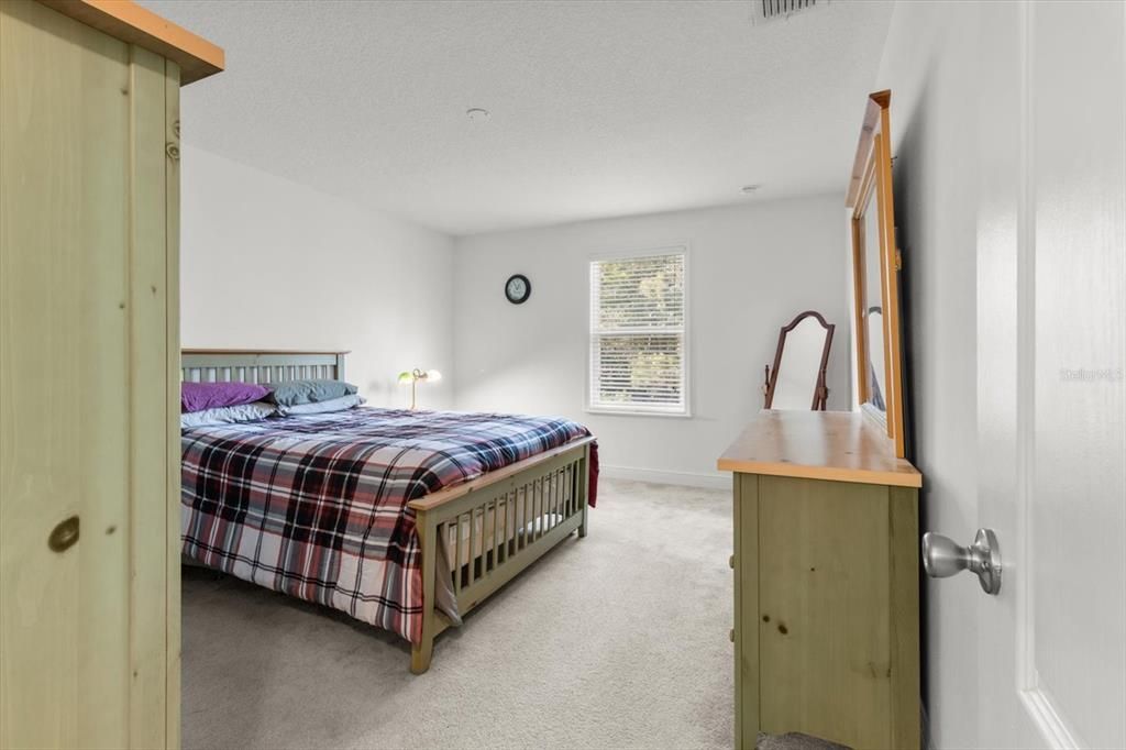 For Sale: $460,000 (4 beds, 2 baths, 3040 Square Feet)