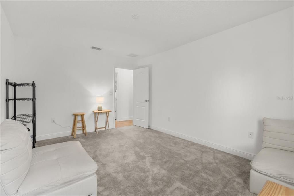 For Sale: $460,000 (4 beds, 2 baths, 3040 Square Feet)