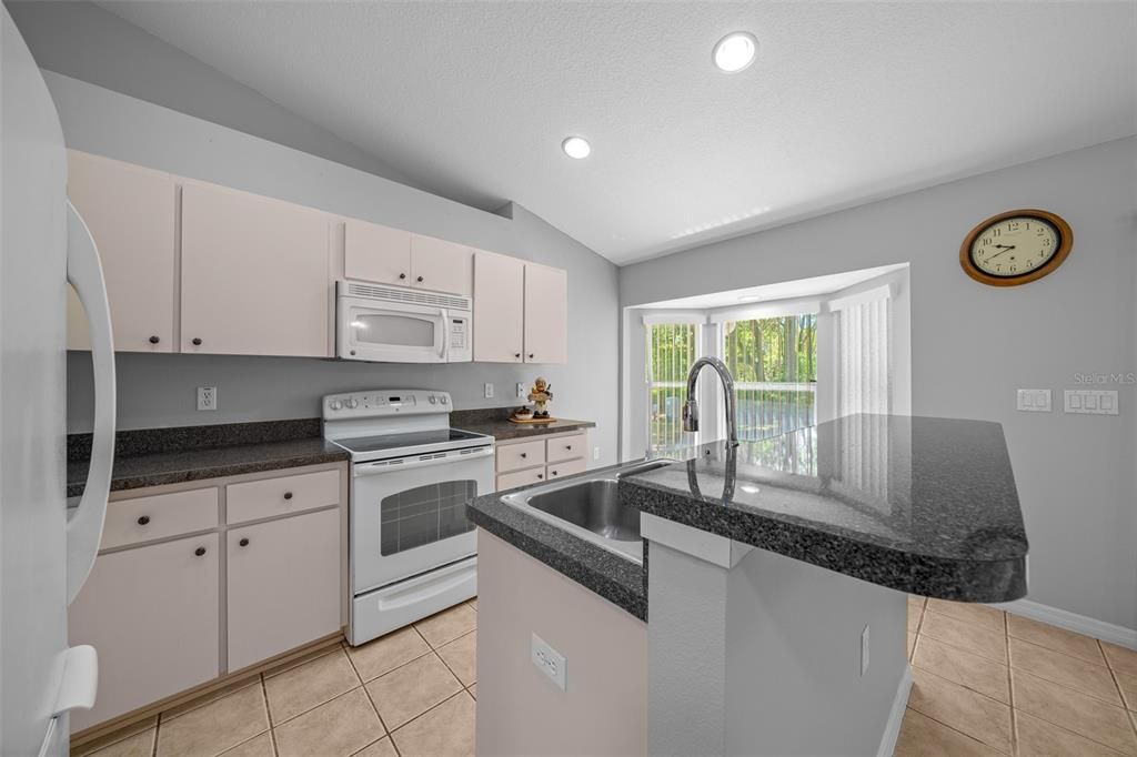 En Venta: $265,000 (3 camas, 2 baños, 1458 Pies cuadrados)