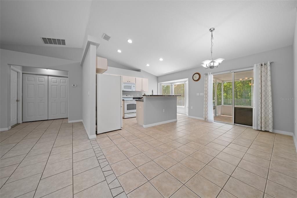 En Venta: $265,000 (3 camas, 2 baños, 1458 Pies cuadrados)