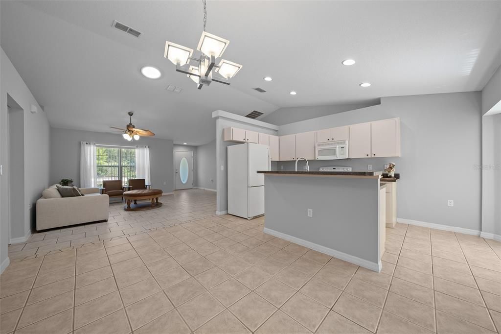 En Venta: $265,000 (3 camas, 2 baños, 1458 Pies cuadrados)