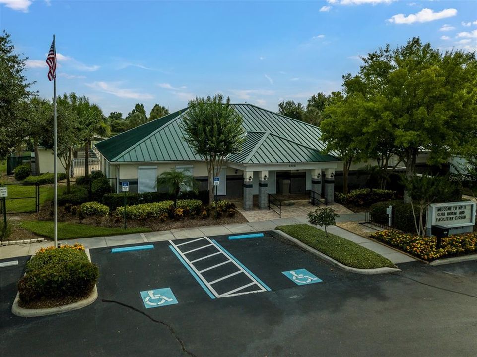 待售: $449,000 (4 贝兹, 2 浴室, 2439 平方英尺)