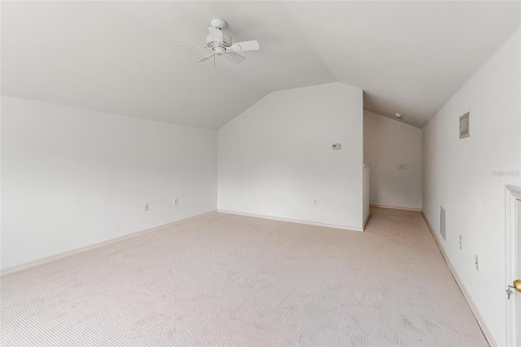 待售: $449,000 (4 贝兹, 2 浴室, 2439 平方英尺)