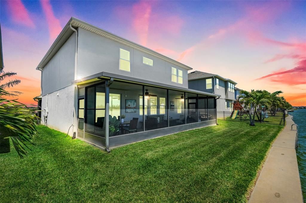 Active With Contract: $825,000 (4 beds, 3 baths, 2593 Square Feet)