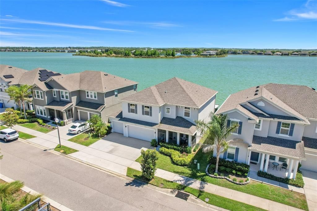 Active With Contract: $825,000 (4 beds, 3 baths, 2593 Square Feet)