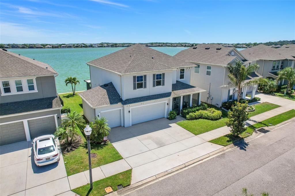 Active With Contract: $825,000 (4 beds, 3 baths, 2593 Square Feet)