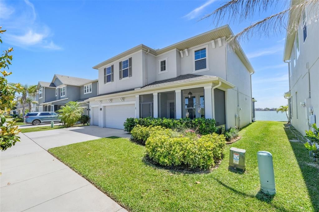 Active With Contract: $825,000 (4 beds, 3 baths, 2593 Square Feet)