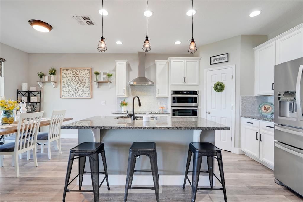 Active With Contract: $825,000 (4 beds, 3 baths, 2593 Square Feet)