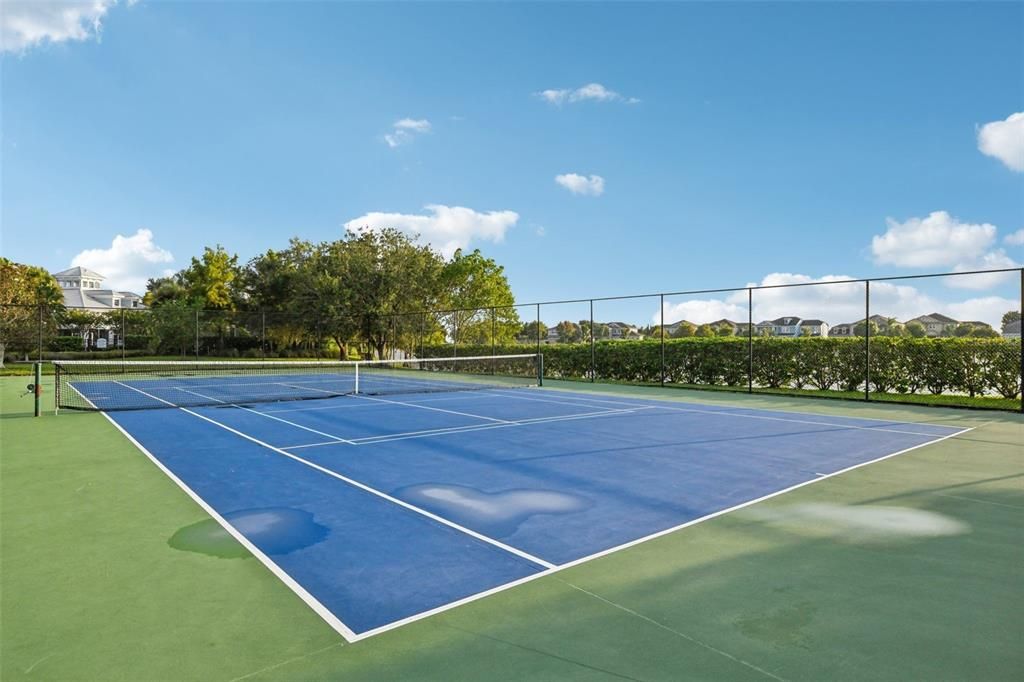 Active With Contract: $825,000 (4 beds, 3 baths, 2593 Square Feet)