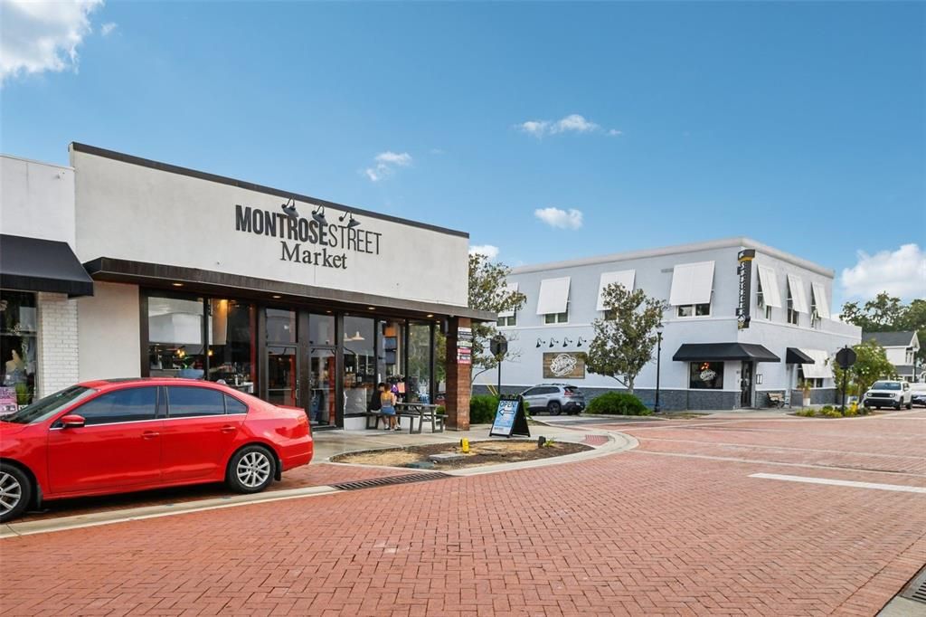 Active With Contract: $825,000 (4 beds, 3 baths, 2593 Square Feet)