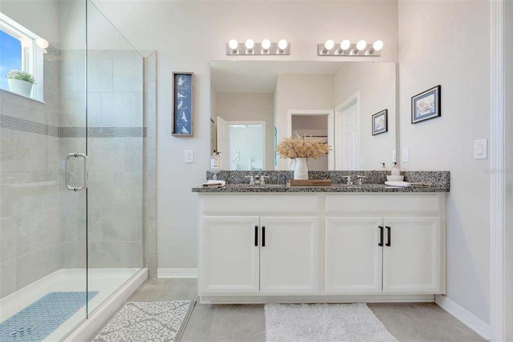 Active With Contract: $825,000 (4 beds, 3 baths, 2593 Square Feet)