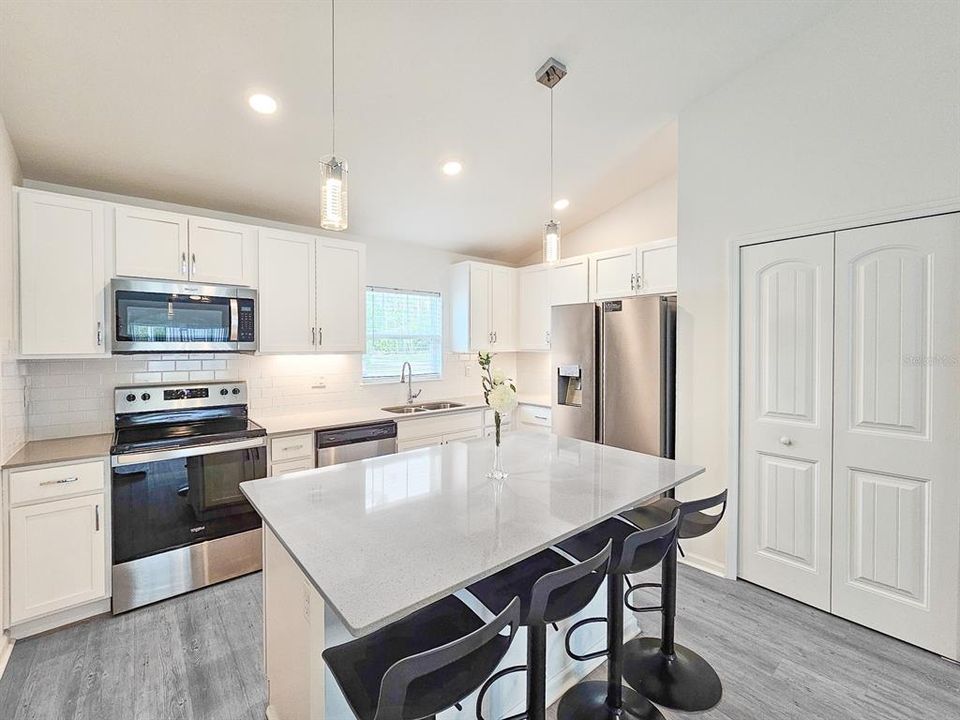 For Sale: $339,900 (3 beds, 2 baths, 1500 Square Feet)