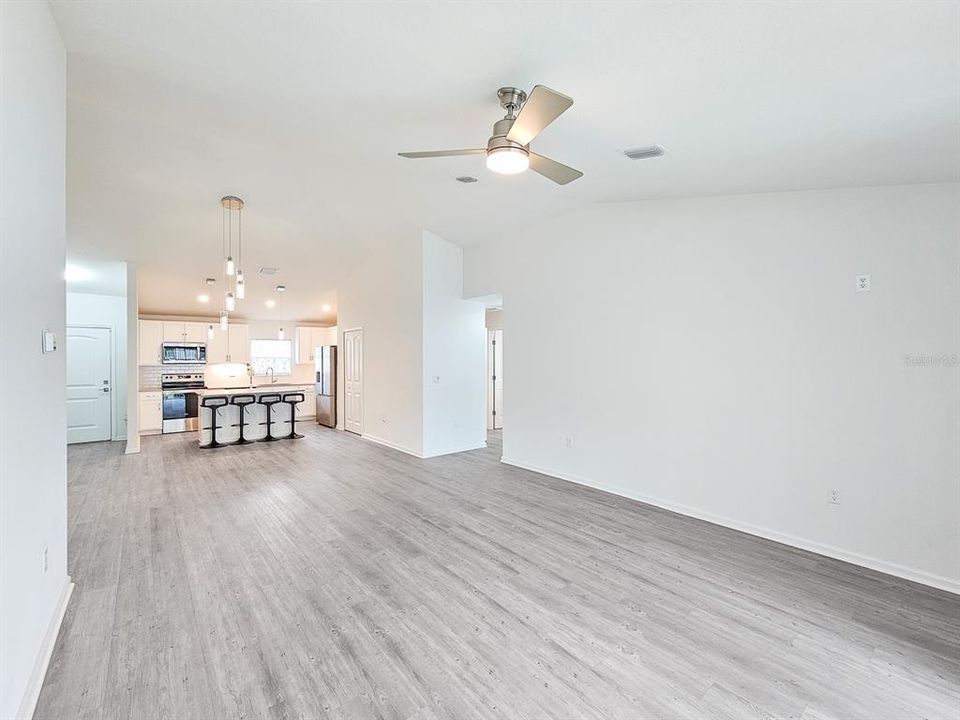 For Sale: $339,900 (3 beds, 2 baths, 1500 Square Feet)