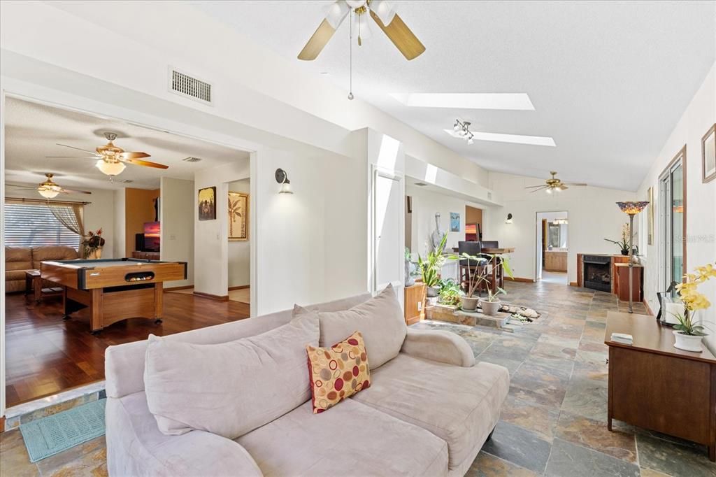 For Sale: $527,000 (4 beds, 3 baths, 3293 Square Feet)