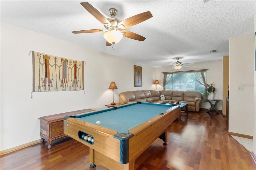 For Sale: $527,000 (4 beds, 3 baths, 3293 Square Feet)