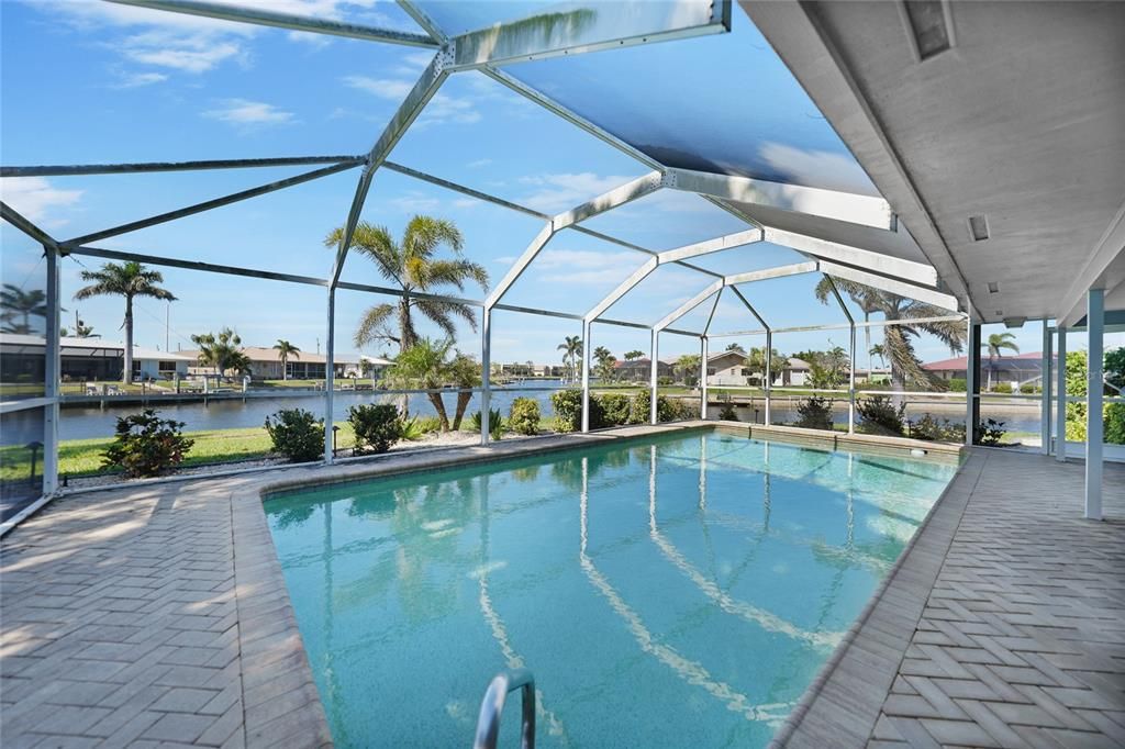 На продажу: $564,000 (4 спален, 2 ванн, 1932 Квадратных фут)