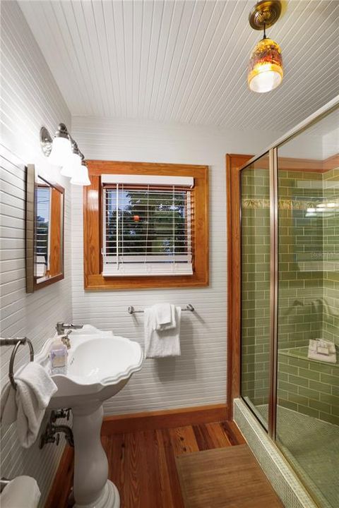 Под контрактом: $3,899,900 (0 спален, 0 ванн, 0 Квадратных фут)