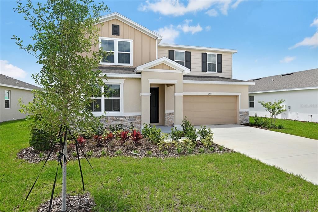 Vendido Recientemente: $440,759 (5 camas, 3 baños, 3030 Pies cuadrados)