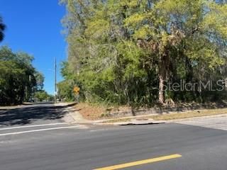 最近售出: $30,000 (0.24 acres)