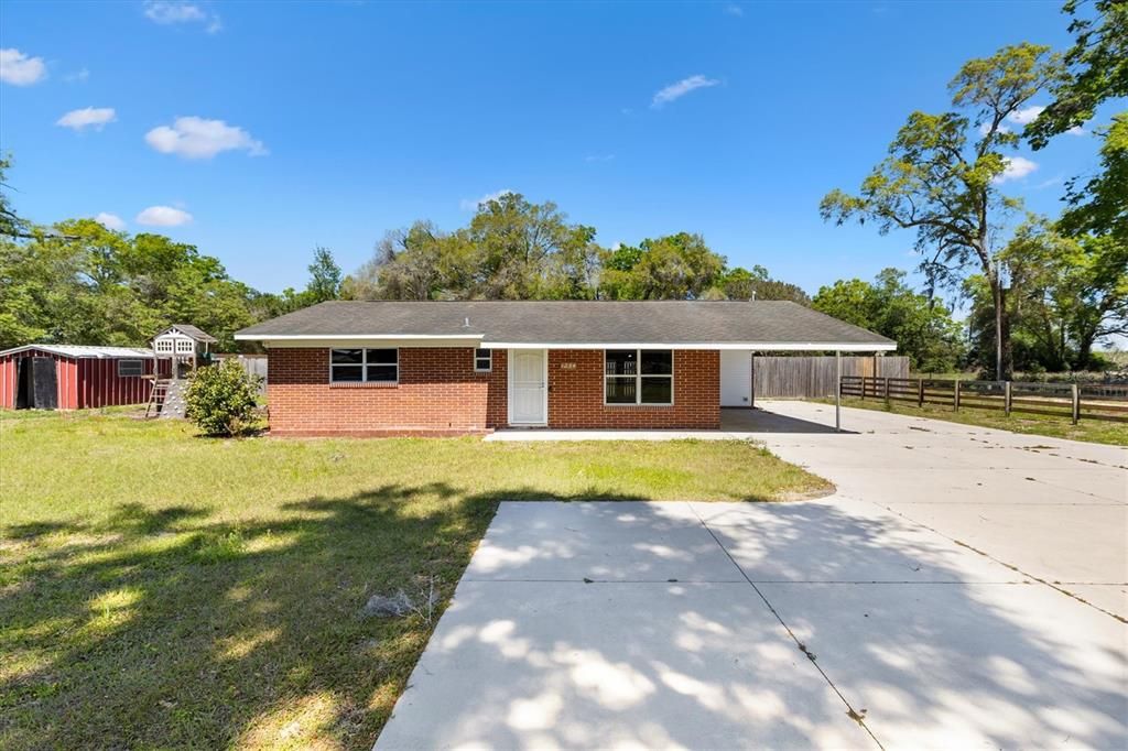 Recently Sold: $565,000 (2 beds, 2 baths, 1180 Square Feet)