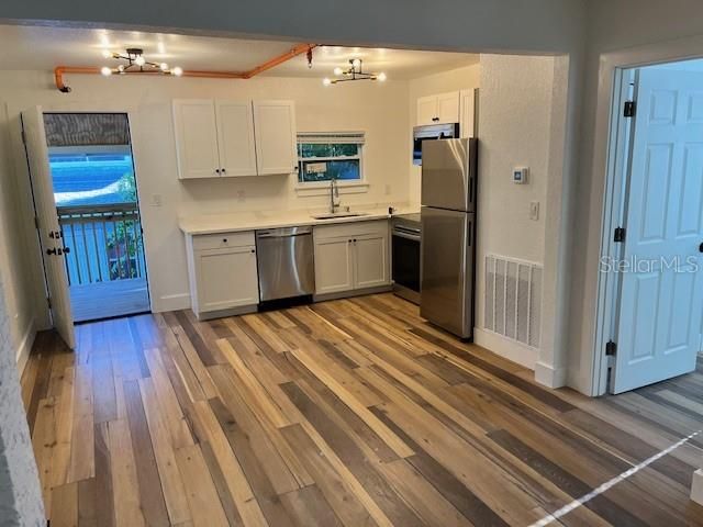 For Sale: $1,300,000 (6 beds, 0 baths, 3589 Square Feet)