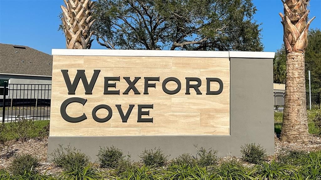 Active With Contract: $381,990 (4 beds, 3 baths, 2336 Square Feet)