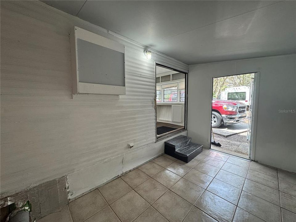 En Renta: $1,075 (2 camas, 1 baños, 328 Pies cuadrados)