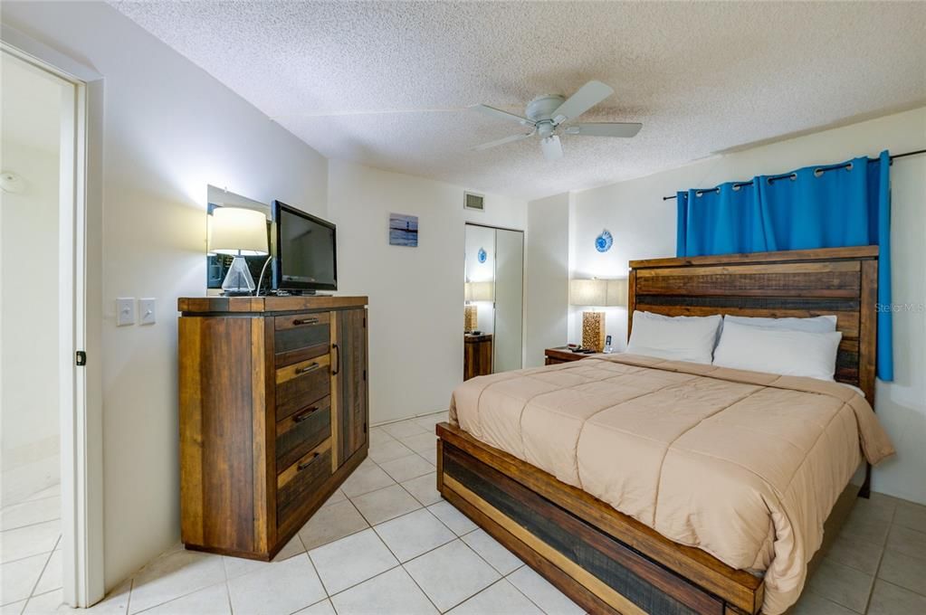 На продажу: $275,000 (1 спален, 1 ванн, 600 Квадратных фут)